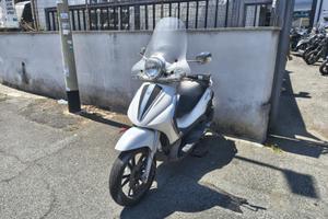 Piaggio Beverly 300