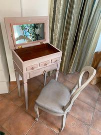 Toeletta vintage chabby
