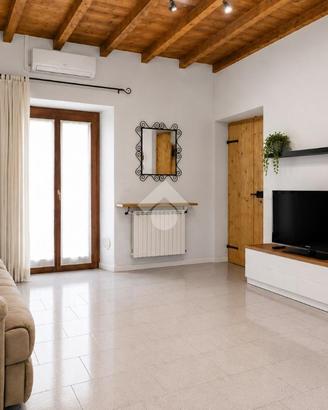 2 LOCALI A BULCIAGO
