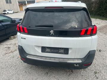 portellone posteriore  5008