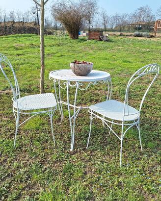 salottino in ferro laccato bianco