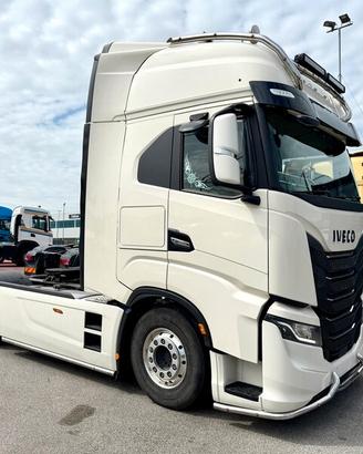 IVECO S-WAY 530, 2023, km 340.000