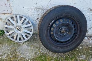 Gomme e cerchi 15 con borchie originali Golf 7