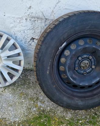 Gomme e cerchi 15 con borchie originali Golf 7