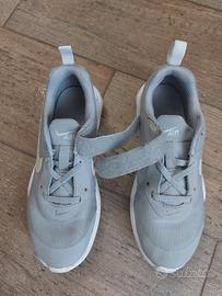 Scarpe Nike Air n. 33