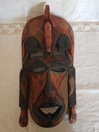Maschera tribale Masai Kenia