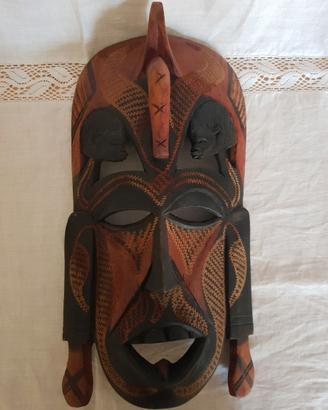 Maschera tribale Masai Kenia