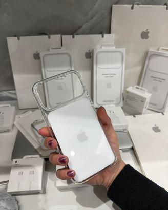 Cover iphone 17 pro max Mgsafe trasparente apple
