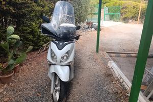 Yamaha xcity 250