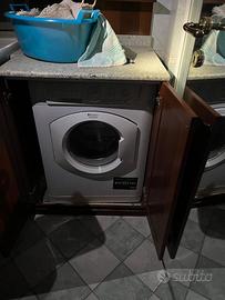 Credenza 6 sedie 150€ lavatrice 100€,mobile tv 50€