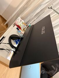 Monitor Asur 27 pollici