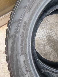 2 pneumatici usati 205/55-17 95v