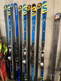 sci Salomon FIS DH 218 cm. e SG 213 cm.