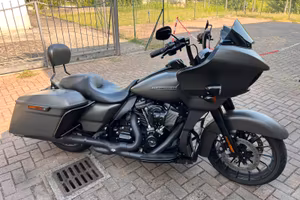 Harley Davidson Road Glide Special 114