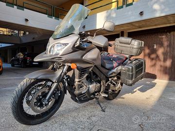 Suzuki V-Strom DL 650 del 2016 + borse e bauletto