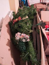 albero di natale e presepe