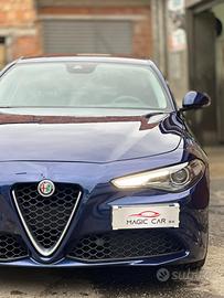 Alfa Romeo Giulia 2.2gtdam