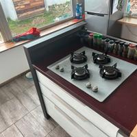 Piano cottura vetro satinato 4 fuochi hotpoint