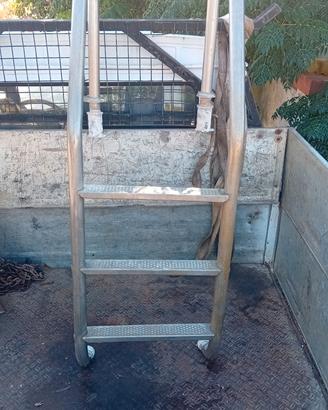 scala per piscina 