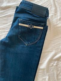 Jeans Armani taglia 27