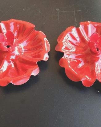 Coppia portacandele rossi in metallo