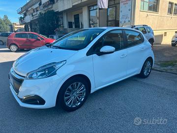 Peugeot 208 PureTech 82 5 porte Active