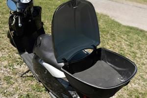 Kymco like 50 scooter