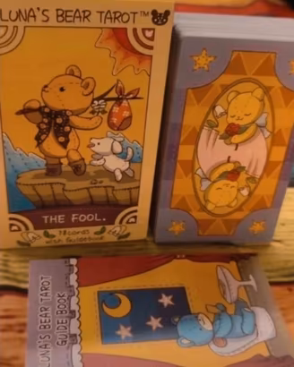 Cofanetto Luna's Bear Tarot 78 Cards Divine
deluxe