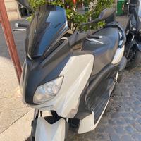 X max 125 assicurato fino a novembre 2025