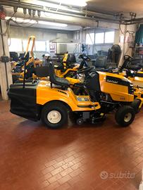 Trattorino tagliaerba CUB CADET LT2 idrostatico