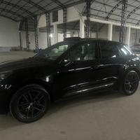 PORSCHE MACAN T PASM