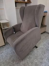 Poltrona elettrica alza persona