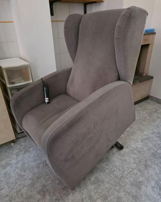 Poltrona elettrica alza persona