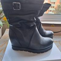 STIVALI NERI MISURA 37