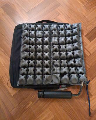 Cuscino anti decubito con pompa e fodera 