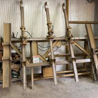 Strettoio pressa TIGER per serramenti