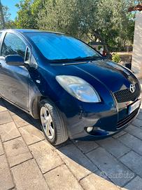 Yaris 1.4 D−4D 5 porte Sol