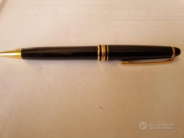 Penna Montblanc nera usata, da 500 a 100 €