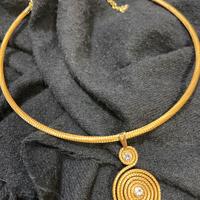 Collana Aura
