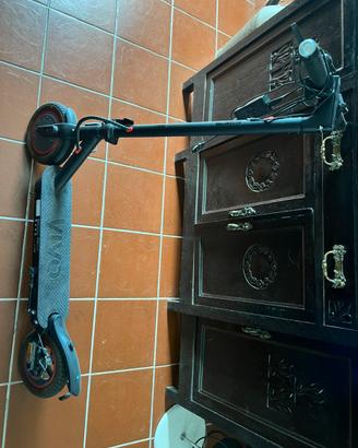 Monopattino VIVO Bike M V30