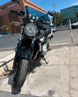 Suzuki bandit 650 gsf