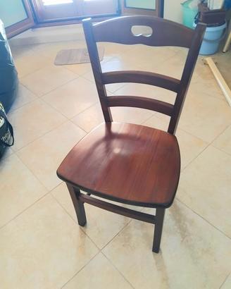 Sedia in legno 
