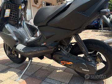 Yamaha aerox