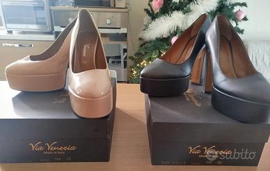 Scarpe nuove con tacco e zeppa