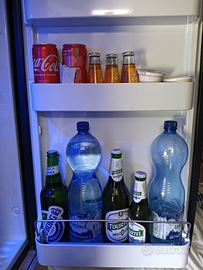 Frigorifero trivalente marca dometic