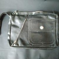 Borsello a mano da uomo anni 70