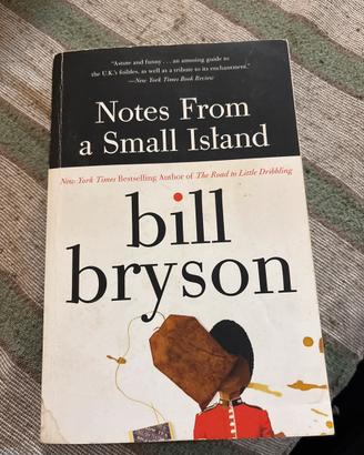 Notes from a Small Island di Bill Bryson