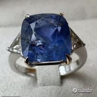 ANELLO ORO 18kt. CON DIAMANTI E ZAFFIRO BIRMANO