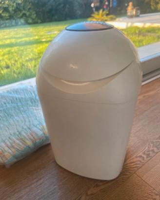 Maialino mangia pannolini