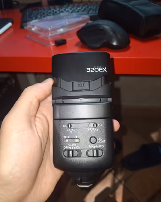 Flash canon speedlite 320ex nuovo